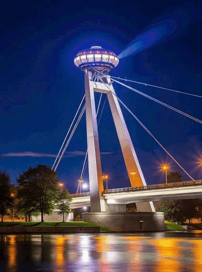 UFO_Restaurant_s